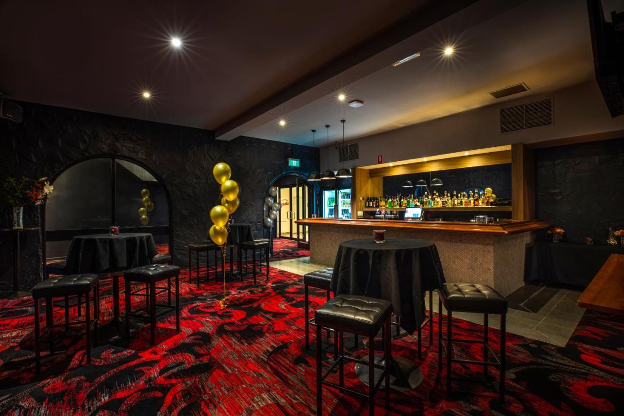 Nightcap At Ferntree Gully Hotel Motel Esterno foto